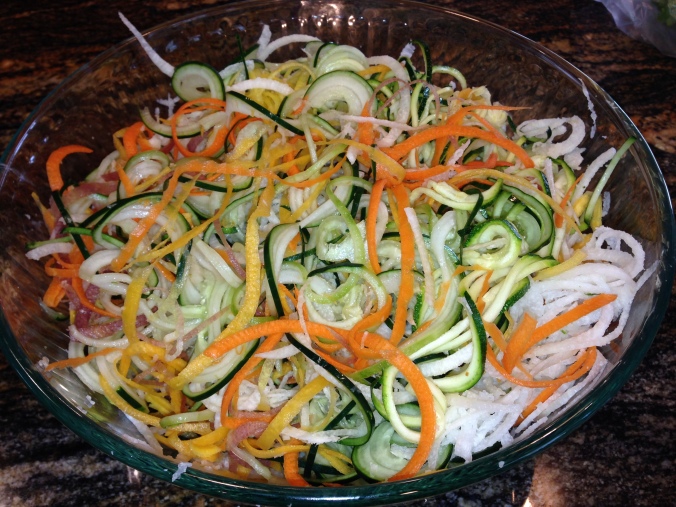 Spiralized Veggie Salad Bowl